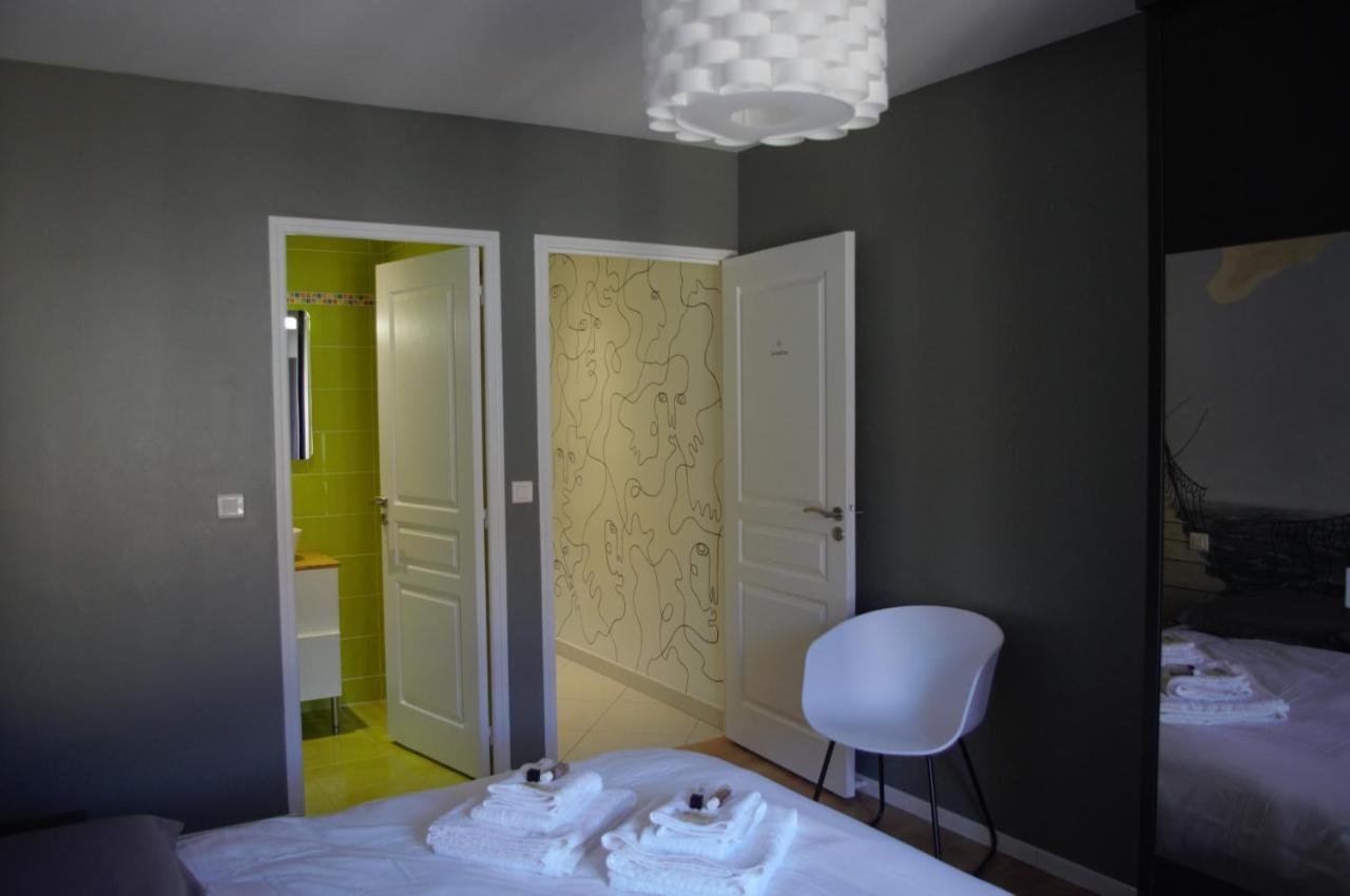 La Maison De L Artiste - Chambres D'Hotes A Verdun - Avec Jacuzzi Exterior photo